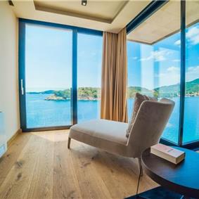 Luxury 7 Bedroom Dubrovnik Beachfront Villa with Infinity Pool, Sleeps 14